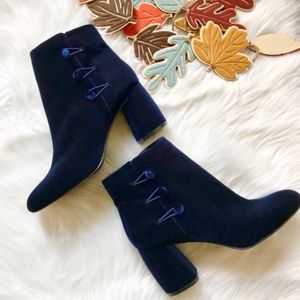 NEW Nine West Blue Velvet Heeled Booties